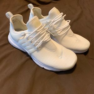 white/pure platinum white Nike Air Presto